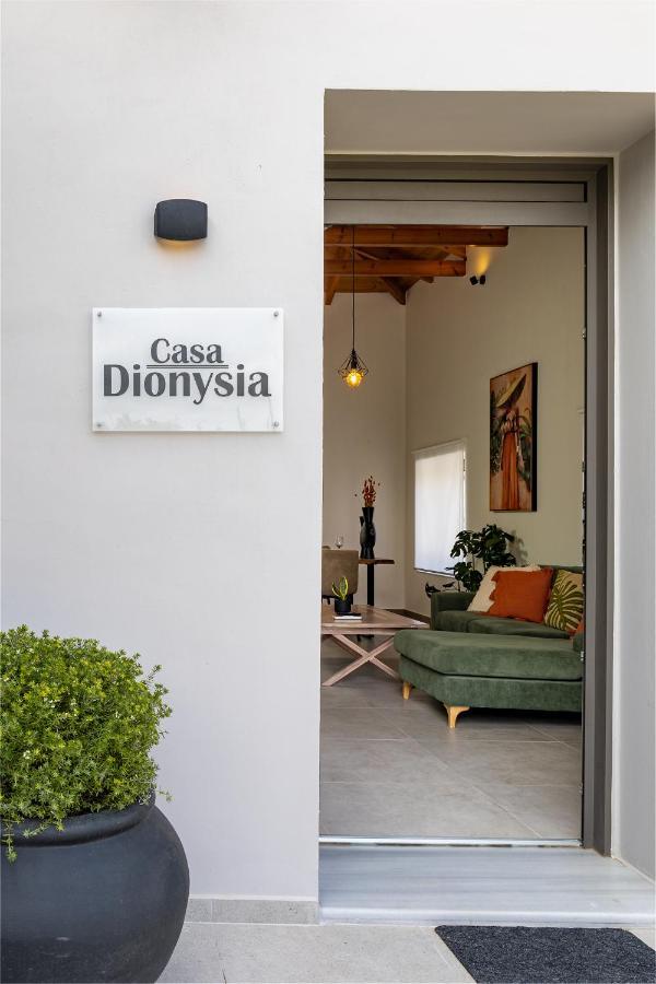 Casa Dionysia - New Lux 2Br With Jacuzzi Near Maleme Beach Εξωτερικό φωτογραφία